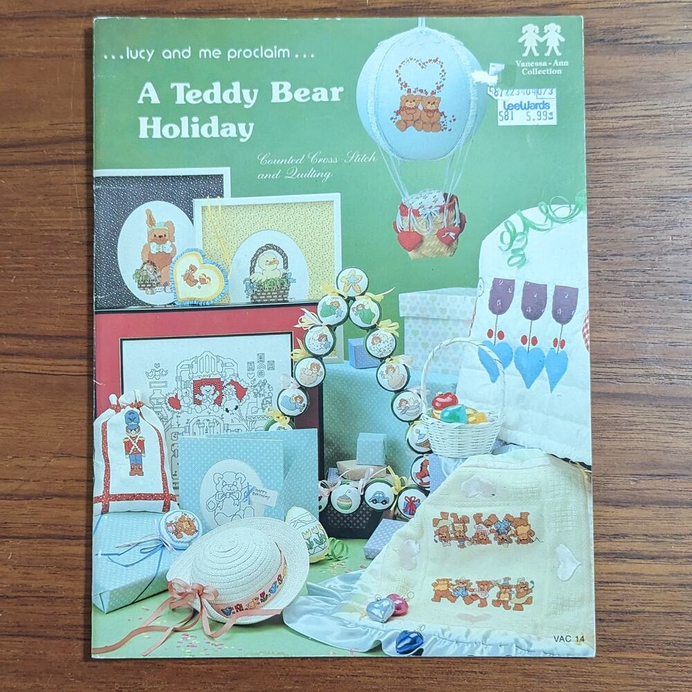 Teddy Bear Holiday Counted Cross Stitch Pattern Book 1982